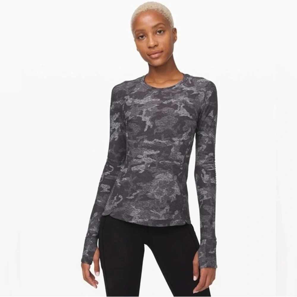 LULULEMON grey camo runderful long sleeve 12